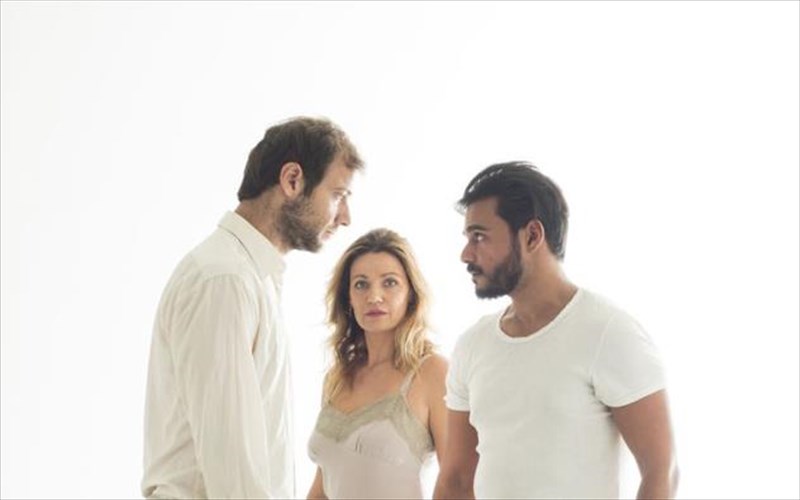 to-basileio-tis-gis-sto-theatro-olvio