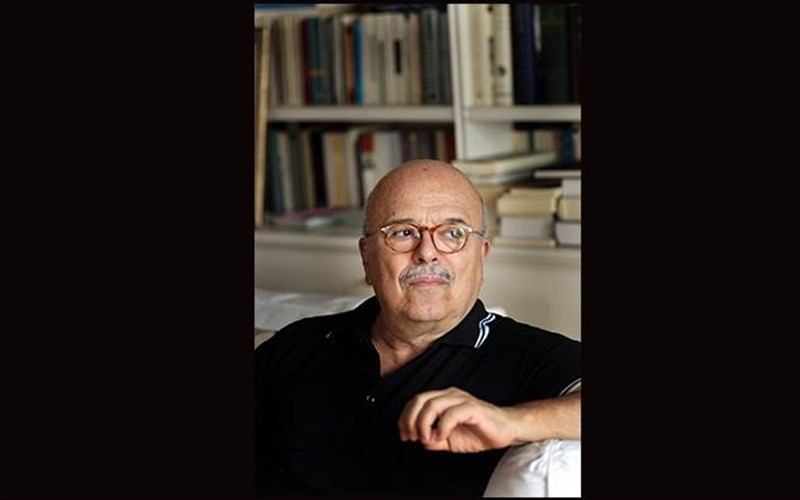 o-giannis-ksanthoulis-ston-iano