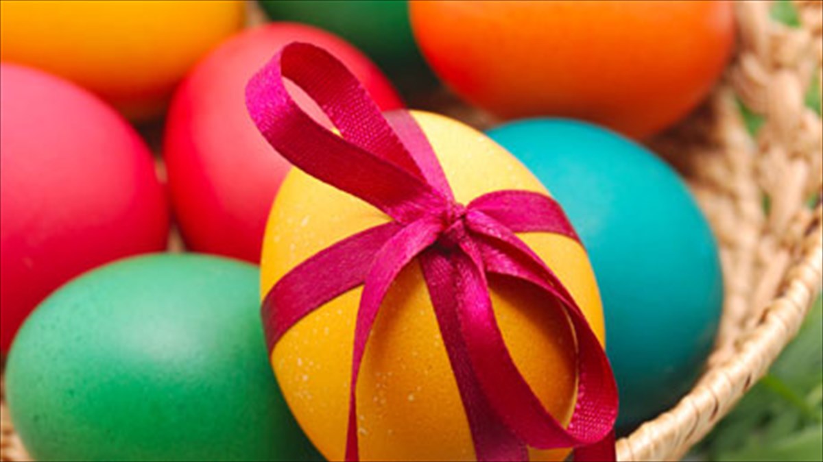 ftiakste-monoi-sas-ti-bafi-gia-ta-pasxalina-sas-auga