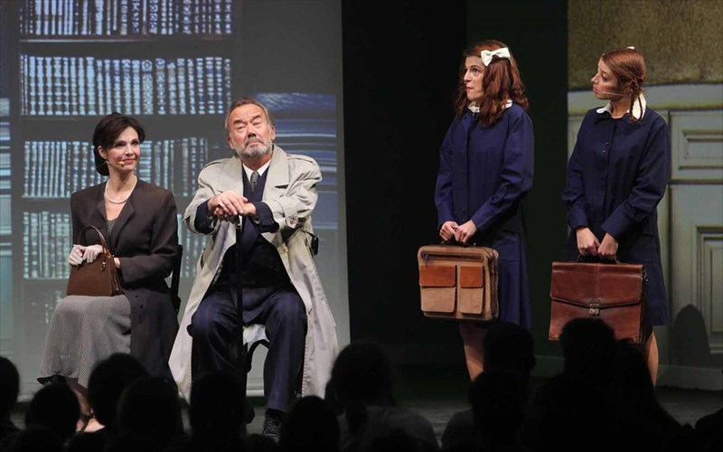 paratasi-gia-to-to-kaplani-tis-bitrinas