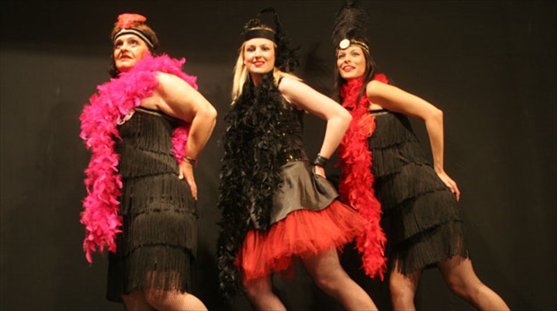 gallikos-aeras-sti-theatriki-thessaloniki