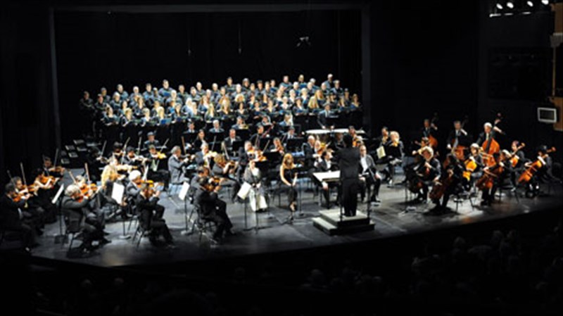 pasxalini-sunaulia-stin-ethniki-luriki-skini