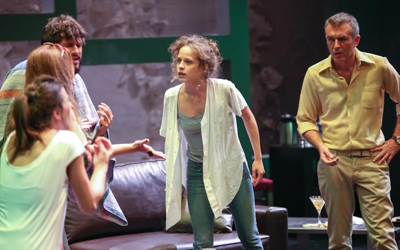 teleutaies-parastaseis-gia-to-stella-koimisou-tou-gianni-oikonomidi