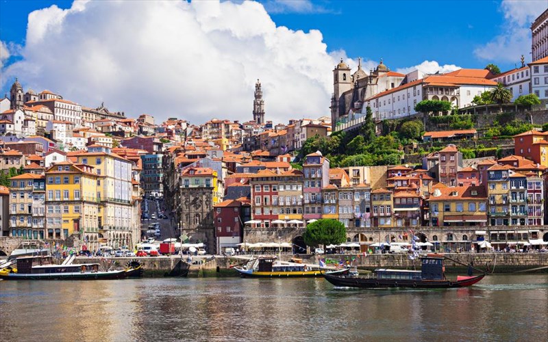 value-for-money-proorismoi-gia-ti-xronia-pou-erxetai