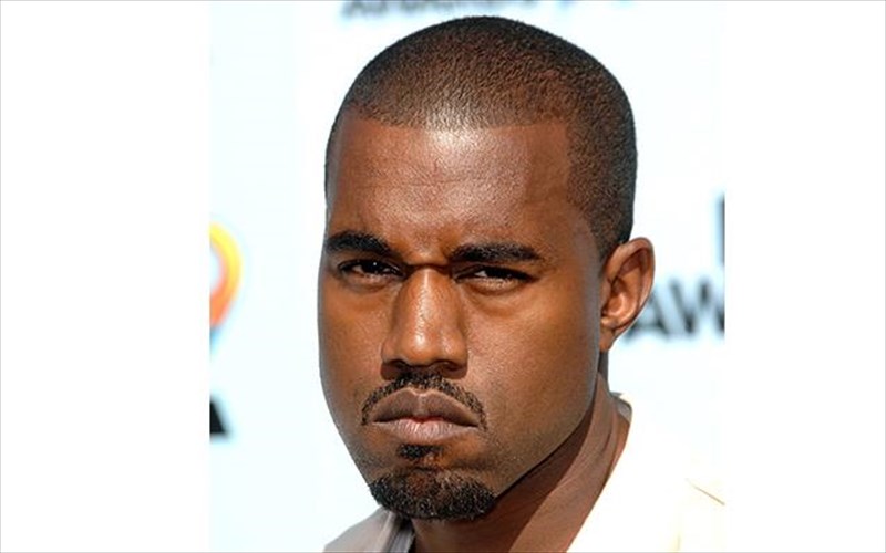 deite-ton-kanye-ksantho-stin-proti-dimosia-emfanisi-meta-tis-peripeteies-ugeias