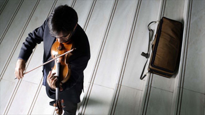 o-leonidas-kabakos-sto-megaro-me-sonates-tou-mpetoben