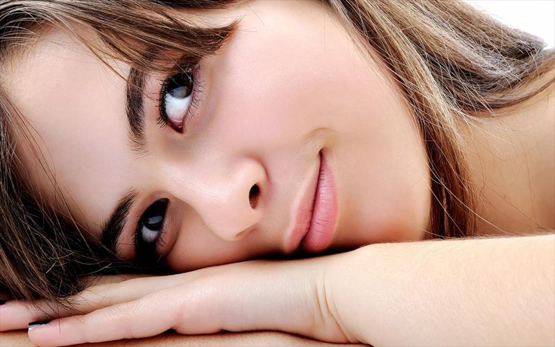 otan-i-omorfia-stoixizei-1-dolario-dolario