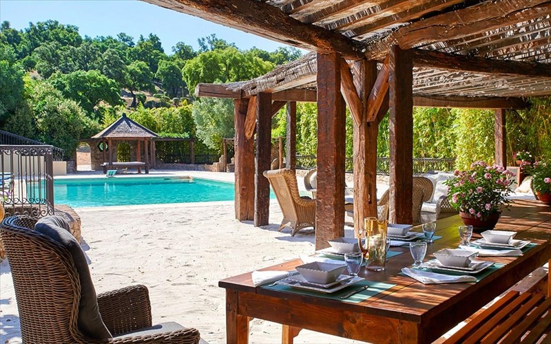 giati-o-Johnny-depp-diplasiase-tin-timi-polisis-tou-spitiou-tou-sti-gallia-Johnny-depp-diplasiase-tin-timi-polisis-tou-spitiou-tou-sti-gallia