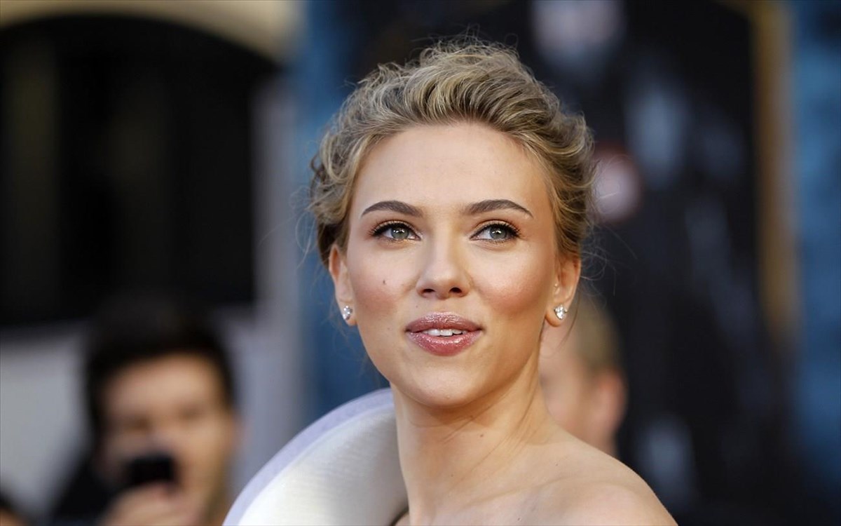 scarlett-Johansson