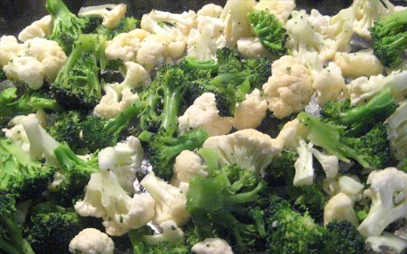 poies-trofes-tha-dosoun-othisi-sto-sukoti-sas