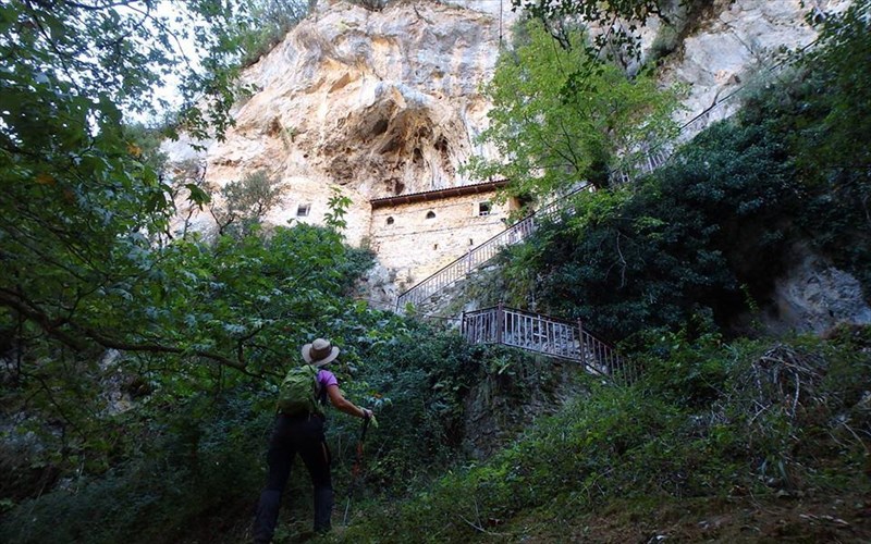 oi-active-sundays-epistrefoun-sto-mainalo-kai-to-2017