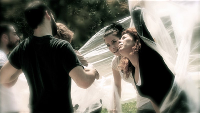 ixni-apo-to-parelthon-sto-idruma-m-kakogiannis