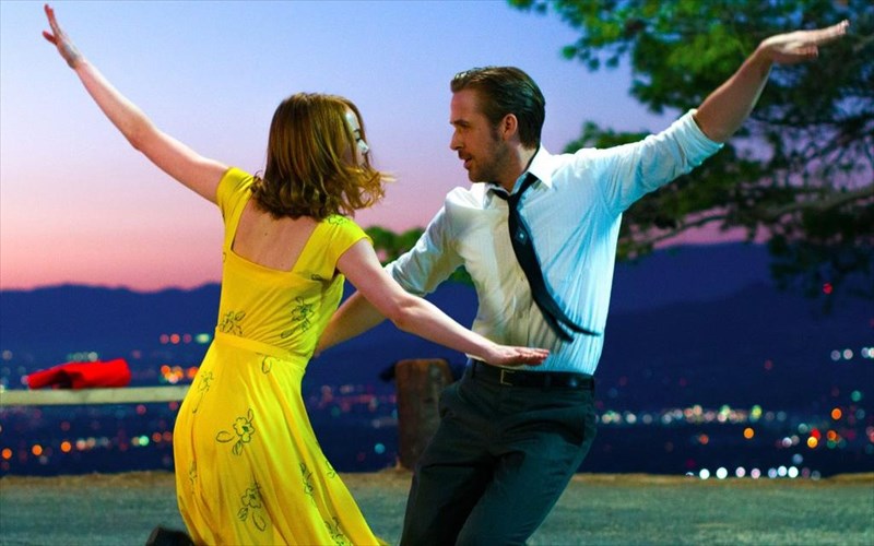 to-kitrino-xroma-polloi-emisisan-ti-moda-kaneis