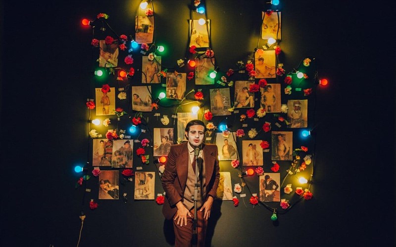 paratasi-gia-to-o-geitonas-mou-napoleon-lapathiotis