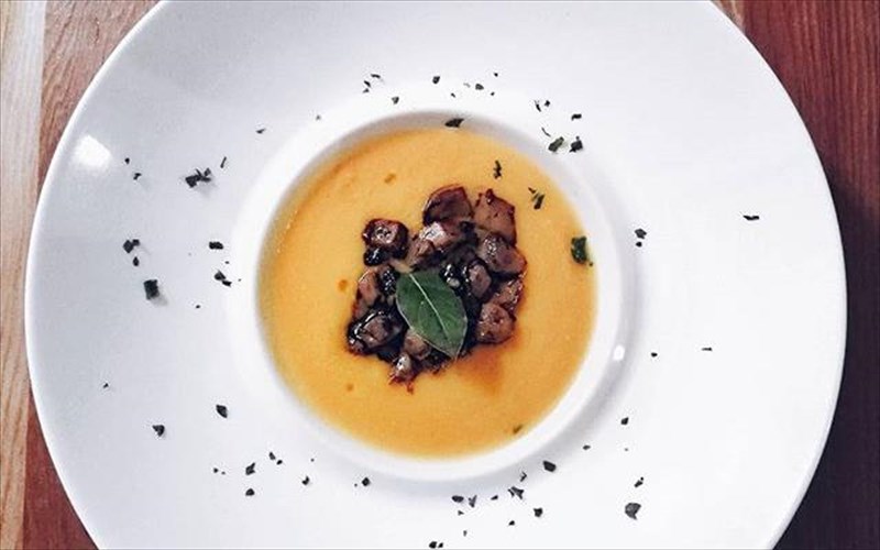 oli-i-boreia-italia-se-ena-menou-degustation-tou-sale-kai-pepe-pepe