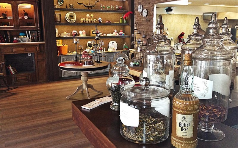 pente-kids-friendly-stekia-tis-athinas-gia-kafe