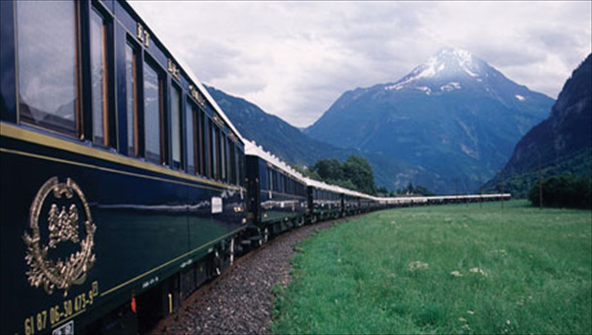 taksideuontas-me-to-orient-express