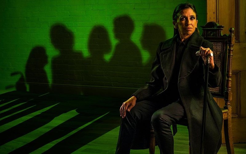 i-spoudaia-kathryn-hunter-epistrefei-sti-skini-me-lorka