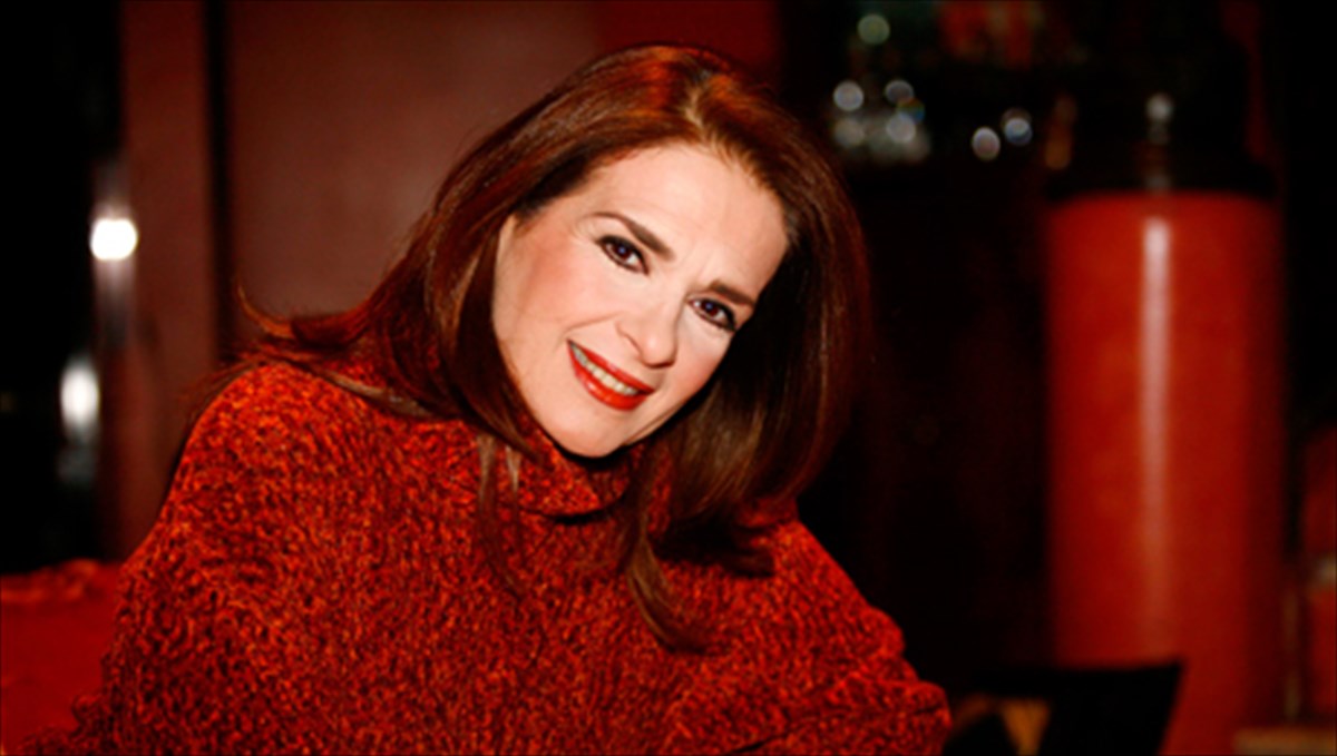 pegku-stathakopoulou-prepei-na-apomakrunthoume-apo-oti-kai-osous-mas-diaftheiroun