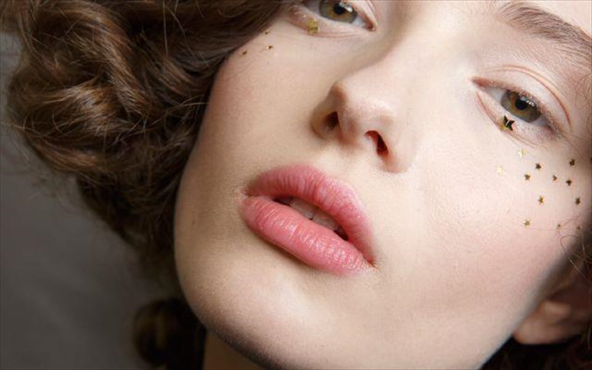 xrusa-asteria-omorfia