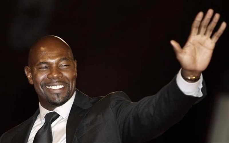 se-anazitisi-neou-skinotheti-oi-paragogoi-tou-rimeik-tou-scarface