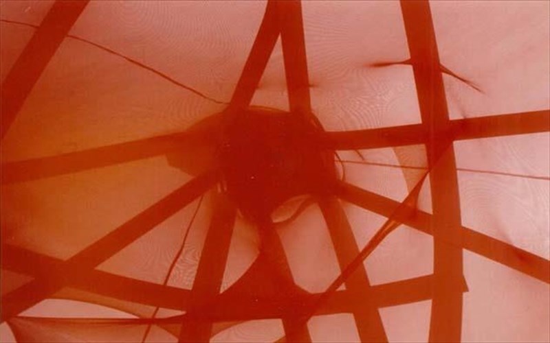 treis-kallitexnes-apo-ti-bienni-sunantoun-duo-apo-tin-athina-sto-artwall-project