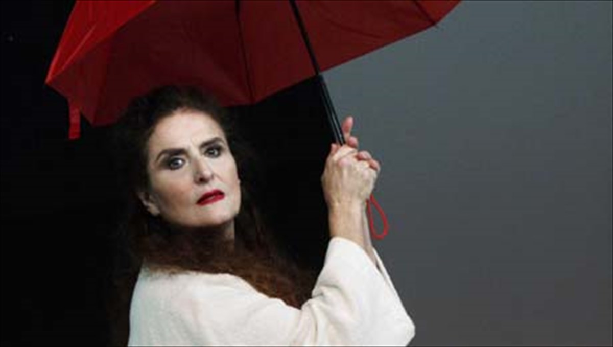 i-ekti-karuatida-metakomizei-sti-sumproteuousa