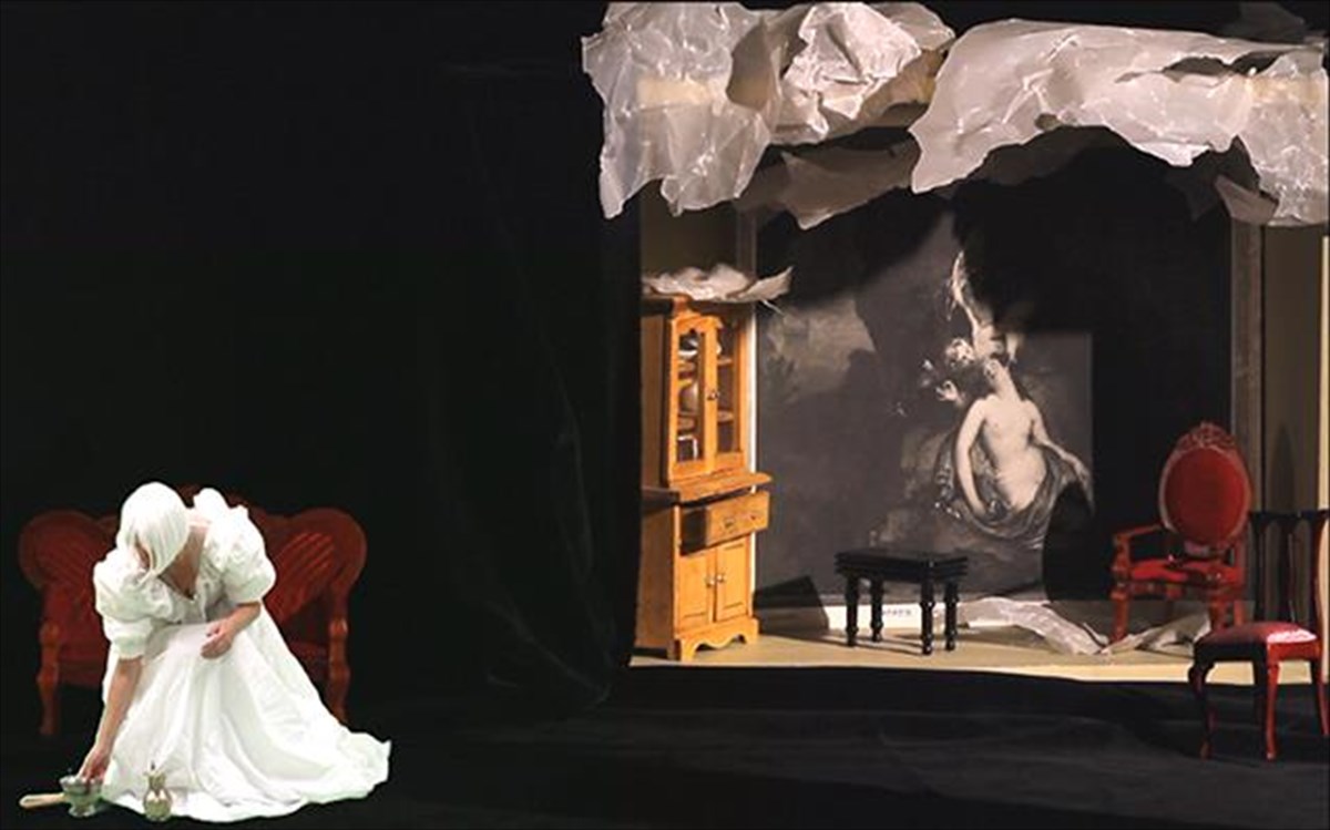 to-kouklospito-tis-petronella-oortman