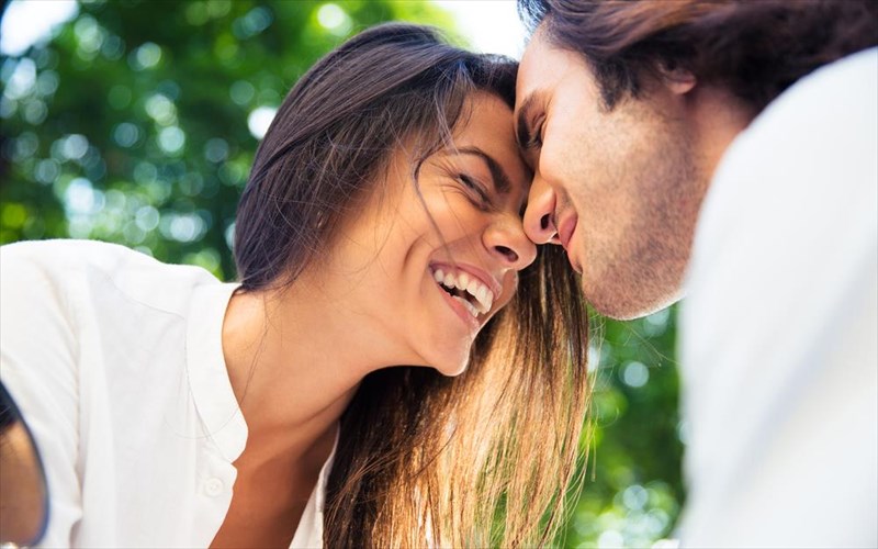 ta-xaraktiristika-ton-eutuxismenon-anthropon