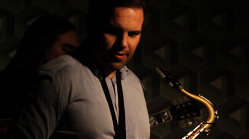 akoma-mia-ebdomada-mousikis-anoiksis-sto-half-note