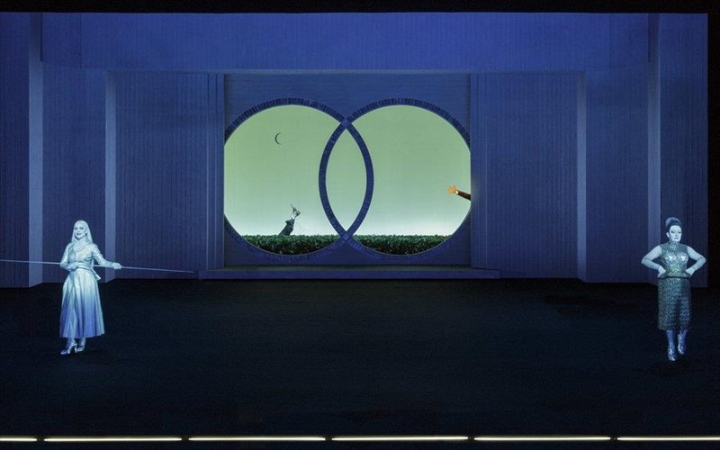 rompert-gouilson-kai-gion-fosse-parousiazoun-tin-edda