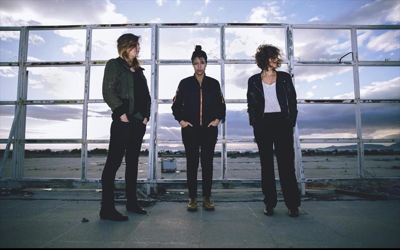 someone-who-isnt-me-kai-lip-forensics-live-sto-six-dogs