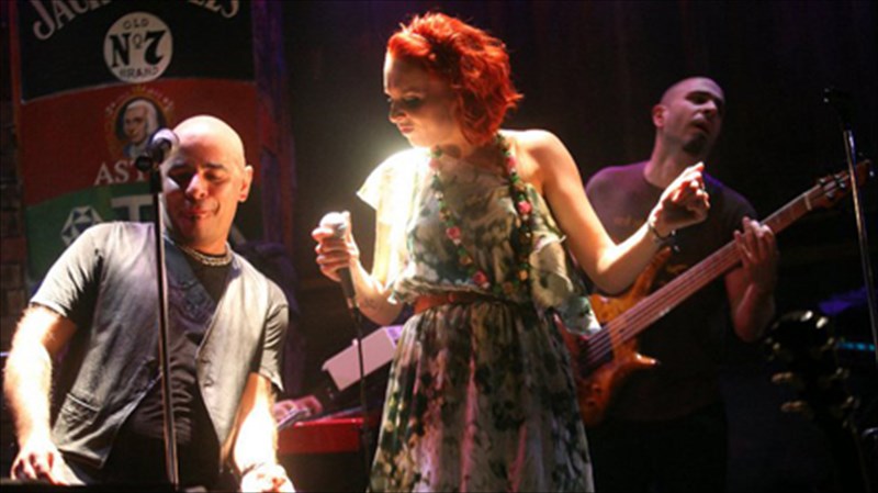 o-stauros-tou-notou-kleinei-kai-sas-perimenei