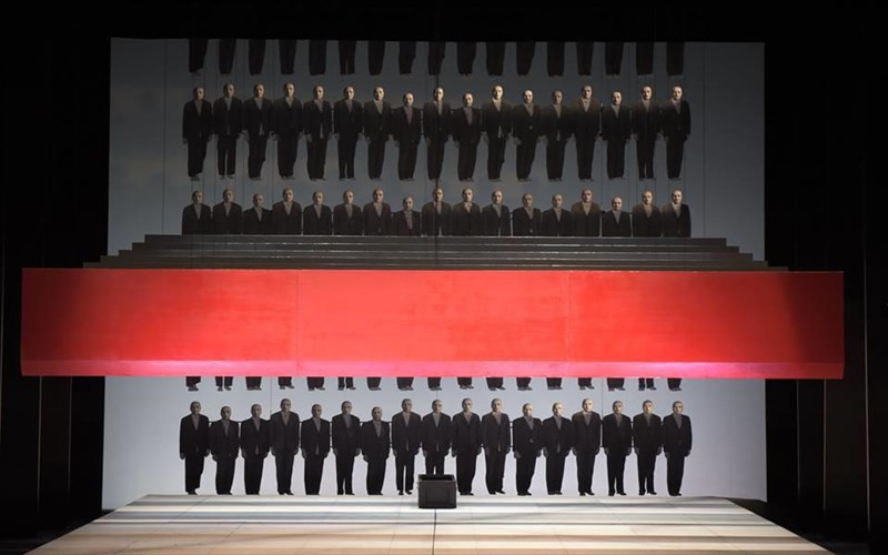 premiera-gia-to-mana-kouragio-apo-ton-theodoro-terzopoulo-sti-rosia