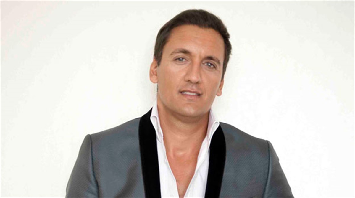 o-danny-brillant-stin-ellada-gia-duo-emfaniseis