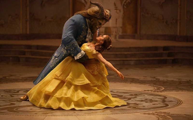 rosiki-apagoreusi-tis-tainias-i-pentamorfi-kai-to-teras-logo-gkei-xaraktira