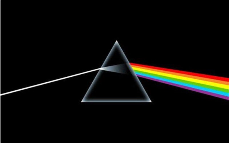 se-pleistiriasmo-i-konsola-tou-dark-side-of-the-moon-konsola-tou-dark-side-of-the-moon