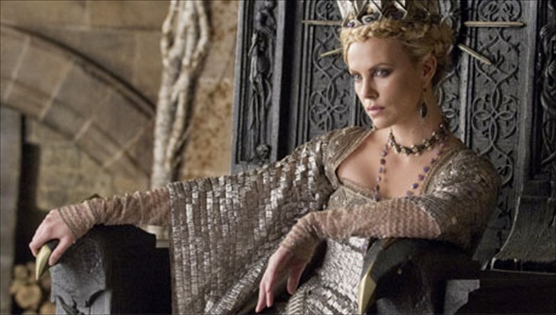 auto-to-kserate-gia-ti-charlize-theron