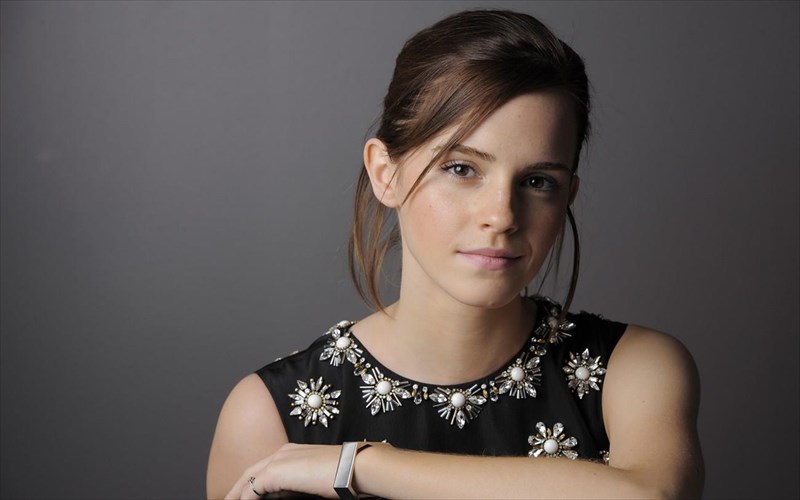 i-emma-watson-apanta-se-fans-tis-beyonce-peri-upokrisias