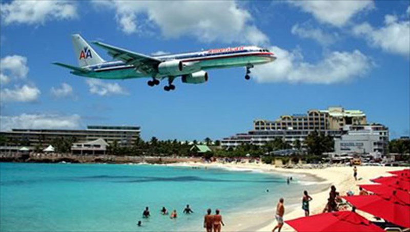 ta-aerodromia-tou-tromou