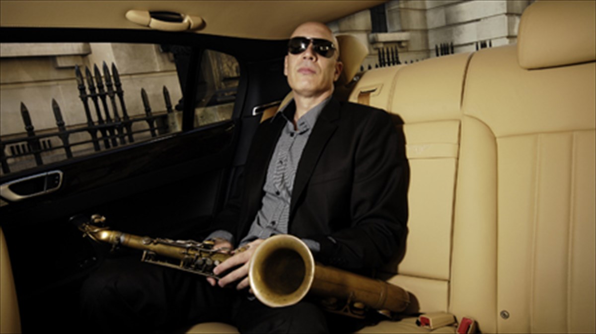 tzaz-diathesi-kai-diethnis-aeras-sto-faust