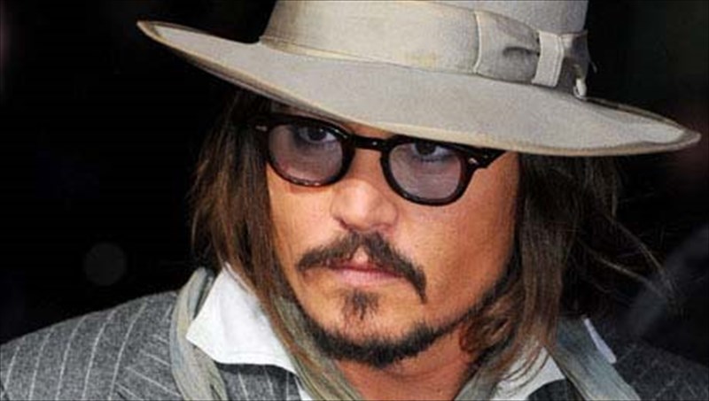 auto-to-kserate-gia-ton-Johnny-depp