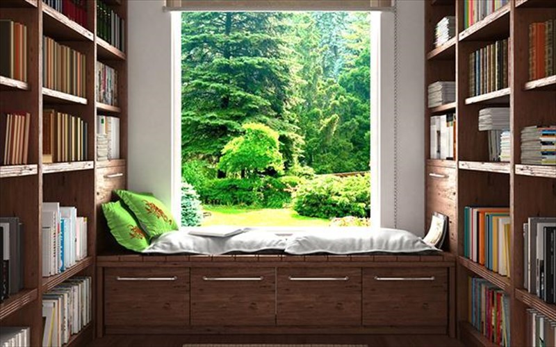 treis-ekdotikoi-tria-biblia-gia-tin-ebdomada