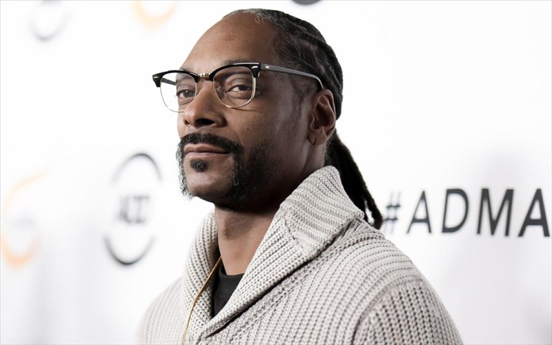 o-snoop-dogg-apeilei-ton-donald-trump-sto-neo-tou-binteoklip