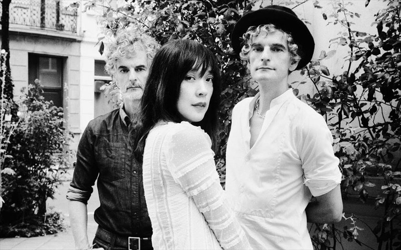 pente-pragmata-pou-den-kserete-gia-tous-blonde-redhead