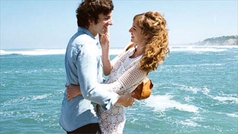 autobiografiki-komodia-me-puksida-ton-erota