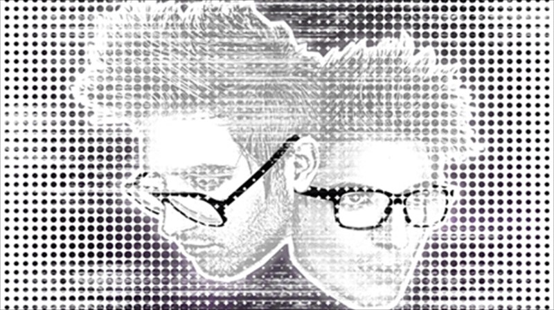 oi-playmen-anebazoun-tin-kalokairini-mas-diathesi-apo-ta-decks-tou-Jalouse