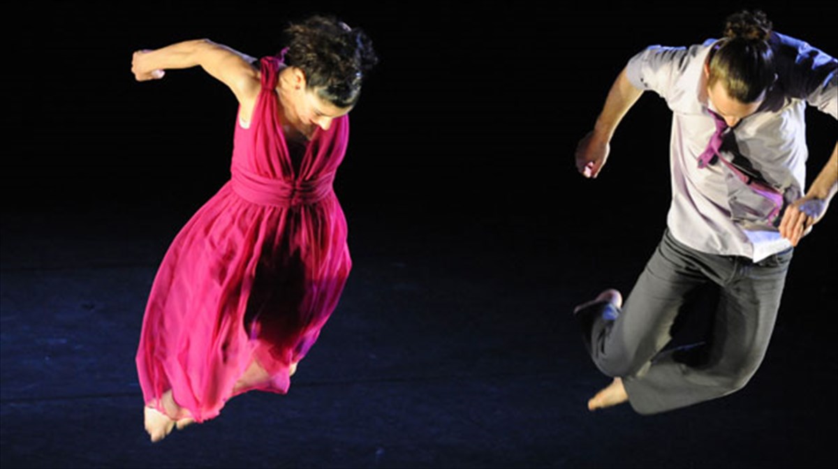 triptuxo-sugxronou-xorou