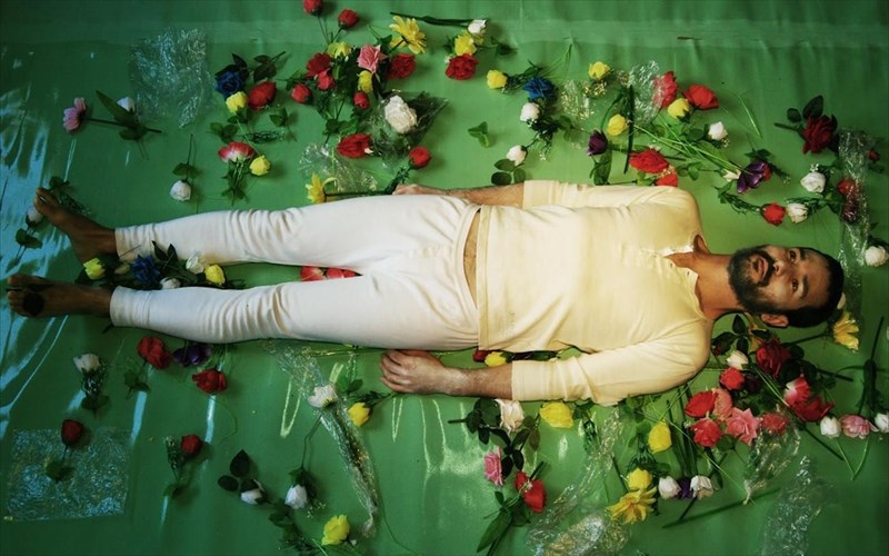 apokleistiko-protes-fotografies-apo-tin-antifonisi-ton-bijoux-de-kant-sto-odou-kukladon