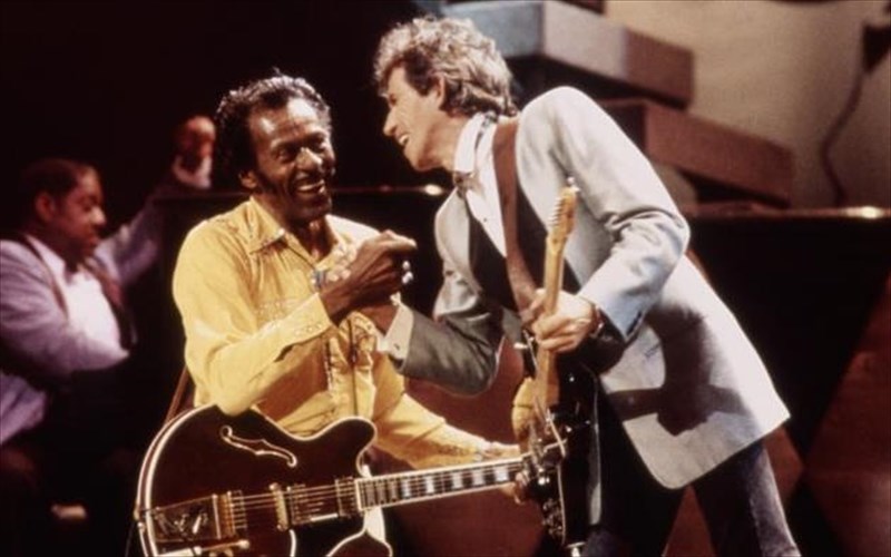 o-keith-richards-thumatai-otan-o-chuck-berry-tou-maurise-to-mati-chuck-berry-tou-maurise-to-mati